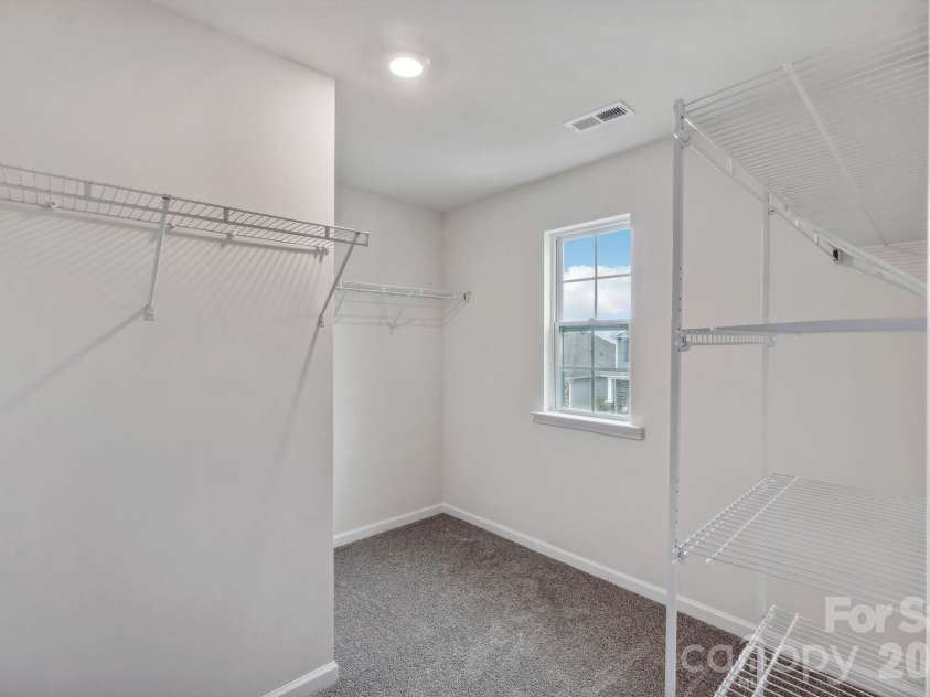 68 Laurel Pointe Drive, Waynesville, NC 28785.  MLS# CAR4430369, YatesRealty ID 54084. Photos are representative