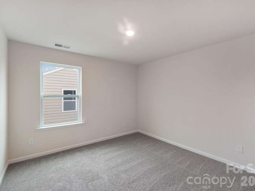 68 Laurel Pointe Drive, Waynesville, NC 28785.  MLS# CAR4430369, YatesRealty ID 54084. Photos are representative