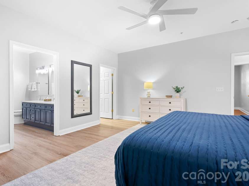 9007 Rosalyn Glen Road, Cornelius, NC 28031.  MLS# CAR4429240, YatesRealty ID 54085. 