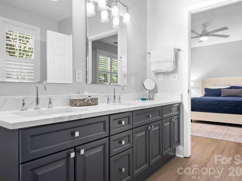 9007 Rosalyn Glen Road, Cornelius, NC 28031.  MLS# CAR4429240, YatesRealty ID 54085. 