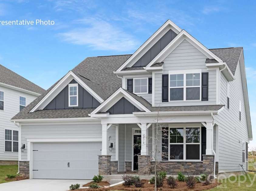 6410 Cherrybark Oak Lane, Huntersville, NC 28078.  MLS# CAR4383455, YatesRealty ID 54086. 