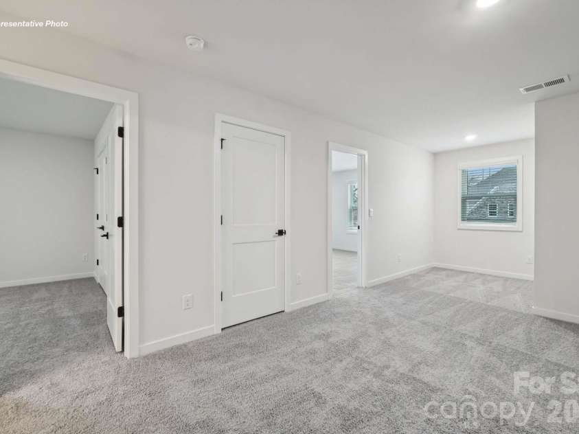 6410 Cherrybark Oak Lane, Huntersville, NC 28078.  MLS# CAR4383455, YatesRealty ID 54086. 