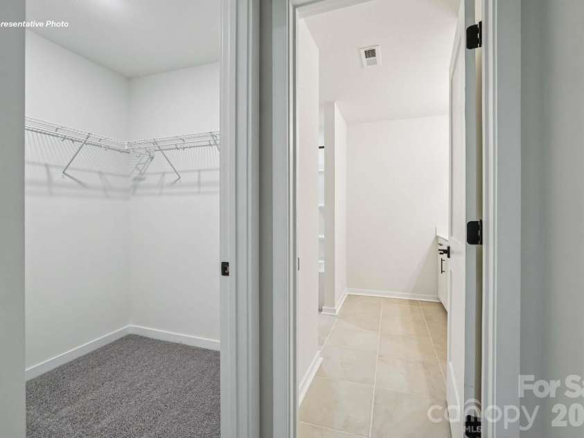 6410 Cherrybark Oak Lane, Huntersville, NC 28078.  MLS# CAR4383455, YatesRealty ID 54086. 