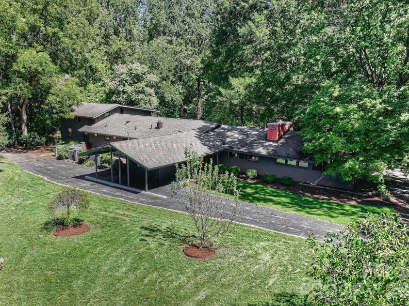 101 Westover Drive, Monroe, NC 28112.  MLS# CAR4423061, YatesRealty ID 54087. 