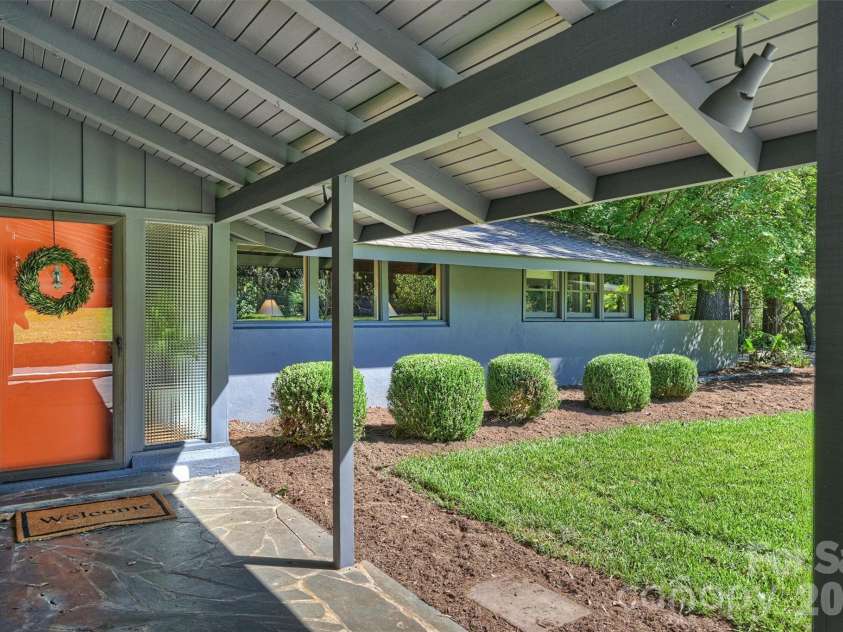 101 Westover Drive, Monroe, NC 28112.  MLS# CAR4423061, YatesRealty ID 54087. 