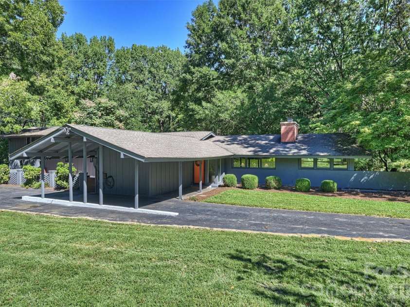 101 Westover Drive, Monroe, NC 28112.  MLS# CAR4423061, YatesRealty ID 54087. 