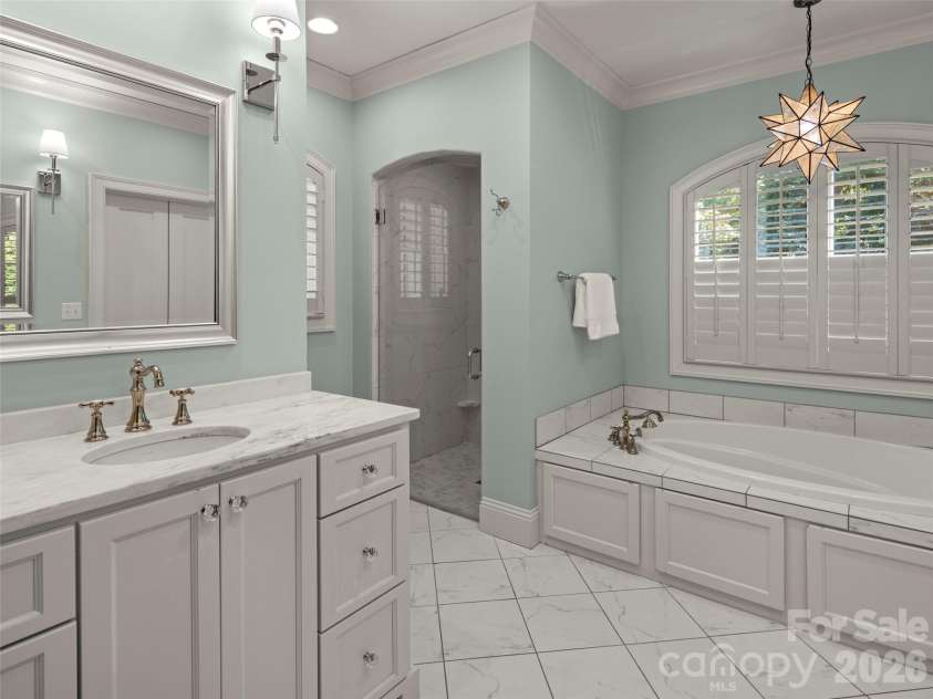 89 Emmas Grove Road, Fletcher, NC 28732.  MLS# CAR4430360, YatesRealty ID 54088. Primay Bath