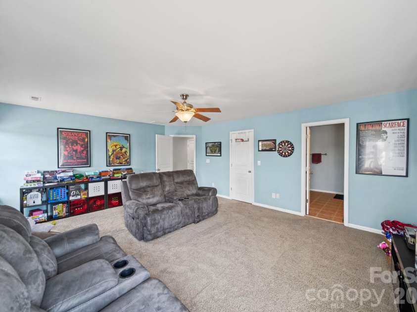 3604 Grovecreek Pond Drive, Concord, NC 28027.  MLS# CAR4428204, YatesRealty ID 54089. Primary up