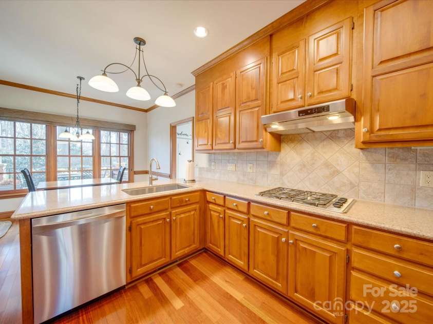 6020 Havencrest Court, Concord, NC 28027.  MLS# CAR4219332, YatesRealty ID 5409. 