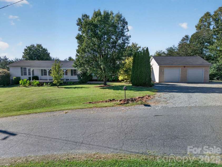 6041 Kaylas Ridge Road, Connelly Springs, NC 28612.  MLS# CAR4429448, YatesRealty ID 54091. 