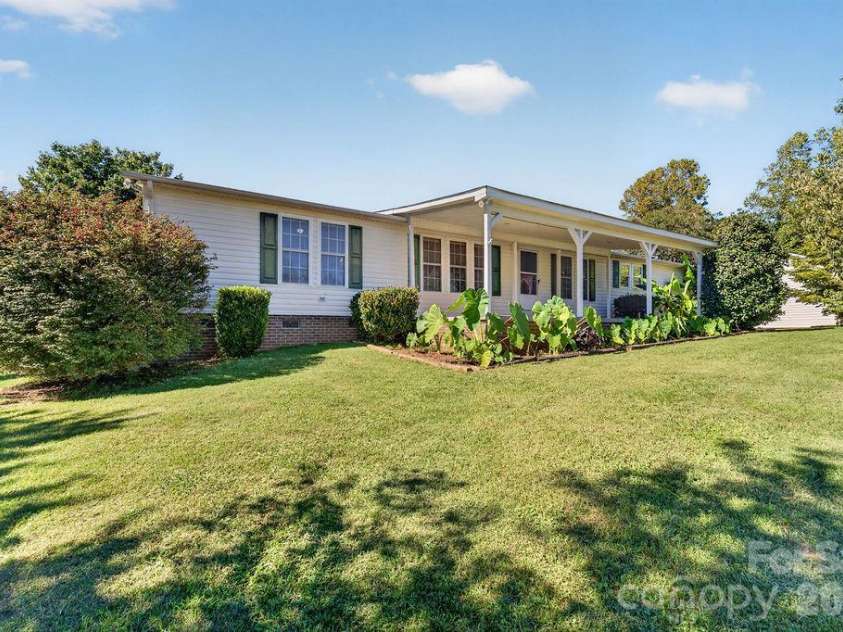 6041 Kaylas Ridge Road, Connelly Springs, NC 28612.  MLS# CAR4429448, YatesRealty ID 54091. 