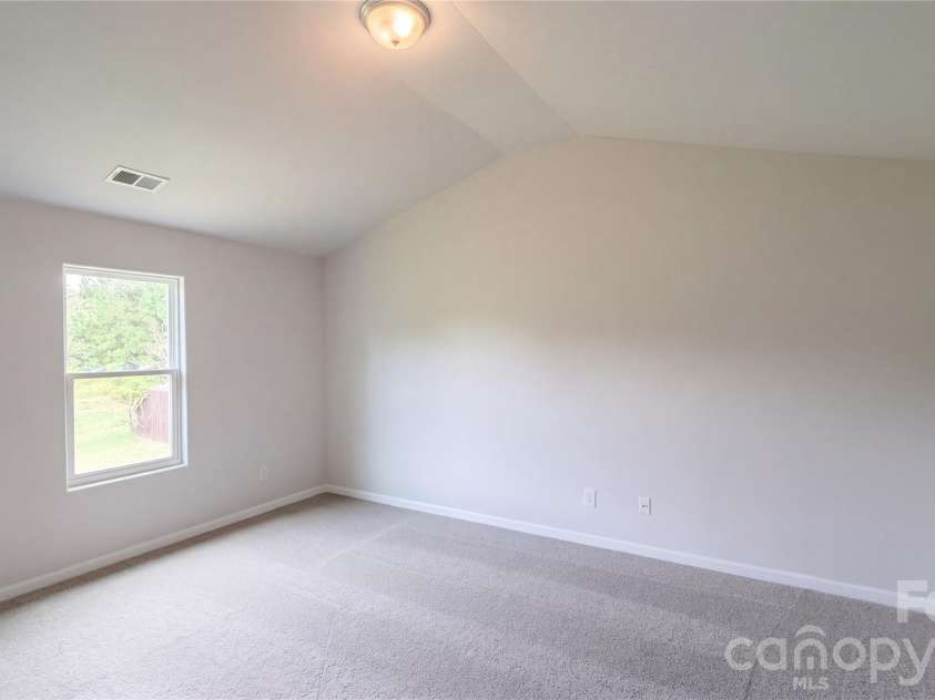 6130 Loy Court, Charlotte, NC 28214.  MLS# CAR4430387, YatesRealty ID 54094. 