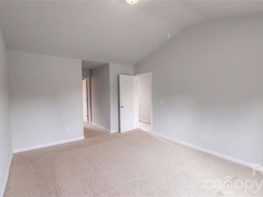 6130 Loy Court, Charlotte, NC 28214.  MLS# CAR4430387, YatesRealty ID 54094. 