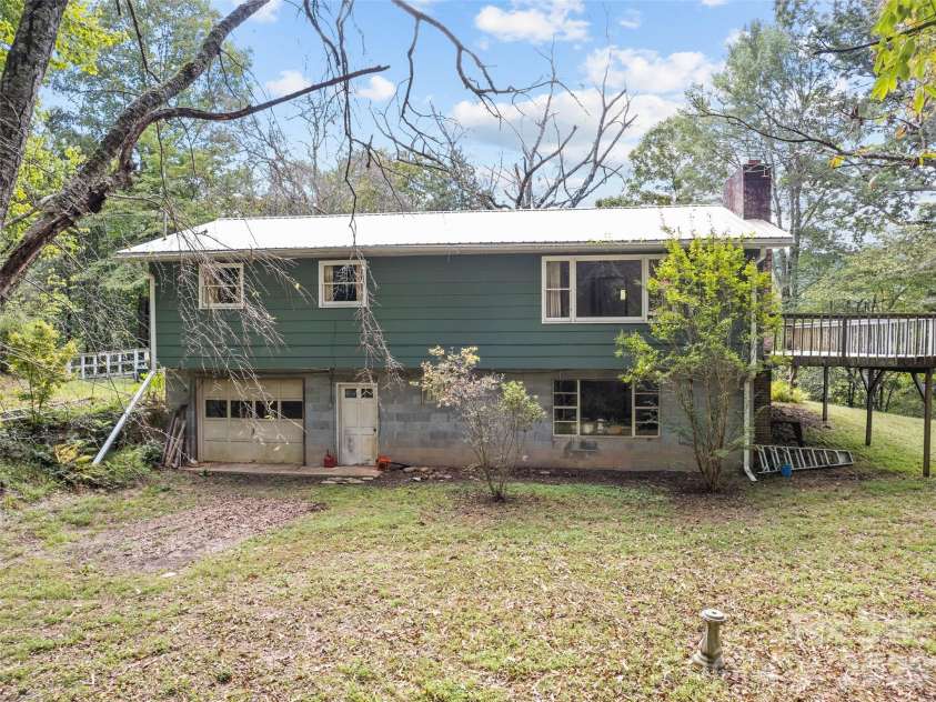 177 Mica Ridge, Sylva, NC 28779.  MLS# CAR4430368, YatesRealty ID 54095. 