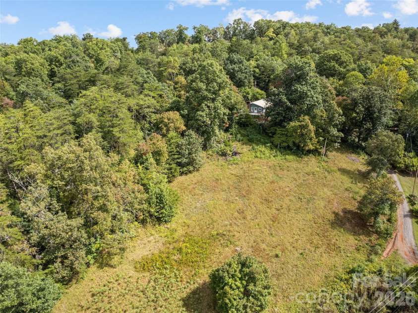 177 Mica Ridge, Sylva, NC 28779.  MLS# CAR4430368, YatesRealty ID 54095. 