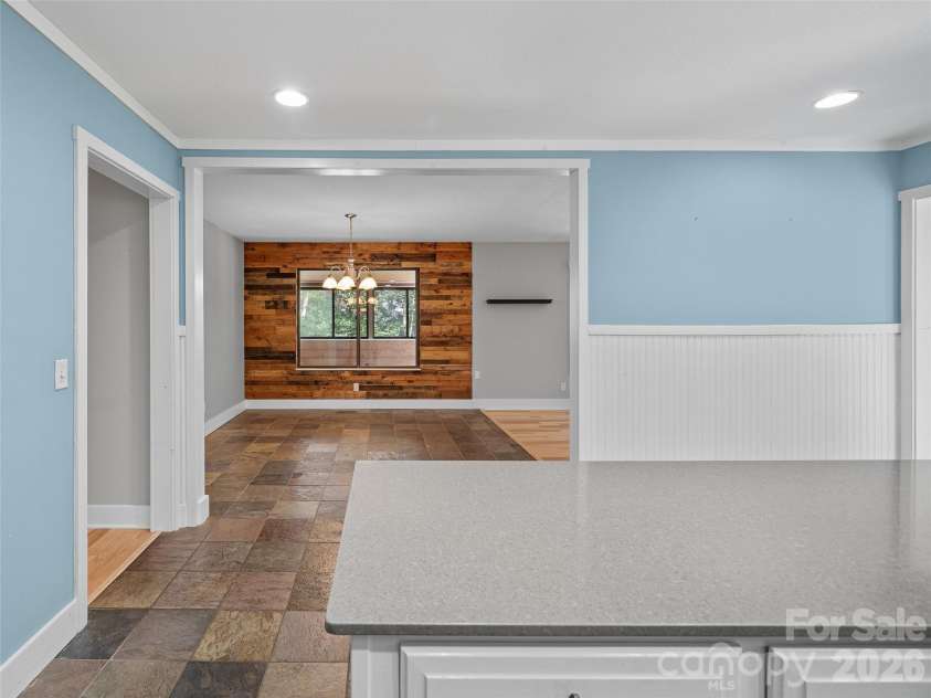 130 Brandon Road, Hendersonville, NC 28739.  MLS# CAR4429232, YatesRealty ID 54097. 