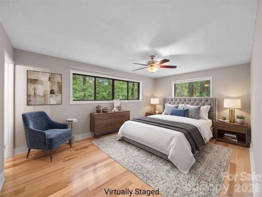 130 Brandon Road, Hendersonville, NC 28739.  MLS# CAR4429232, YatesRealty ID 54097. 