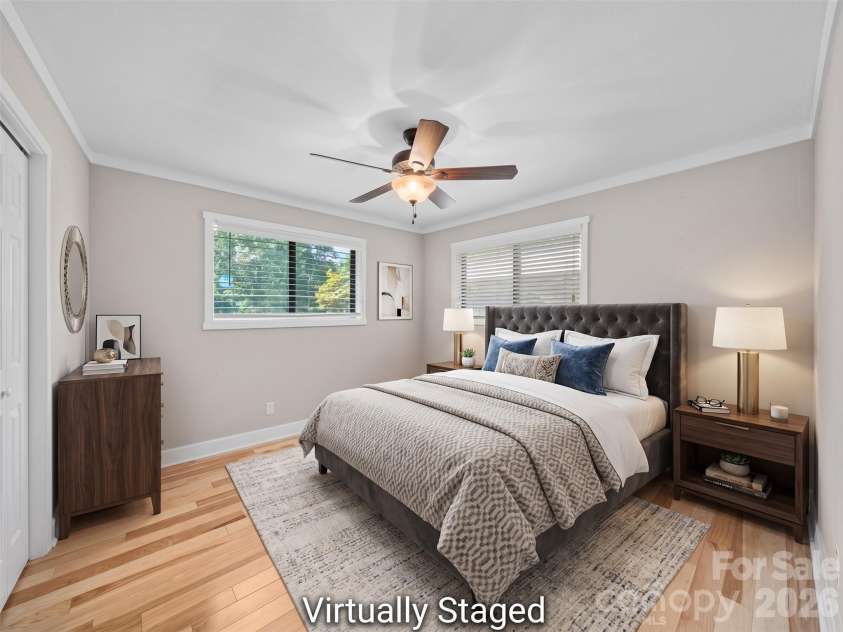 130 Brandon Road, Hendersonville, NC 28739.  MLS# CAR4429232, YatesRealty ID 54097. 