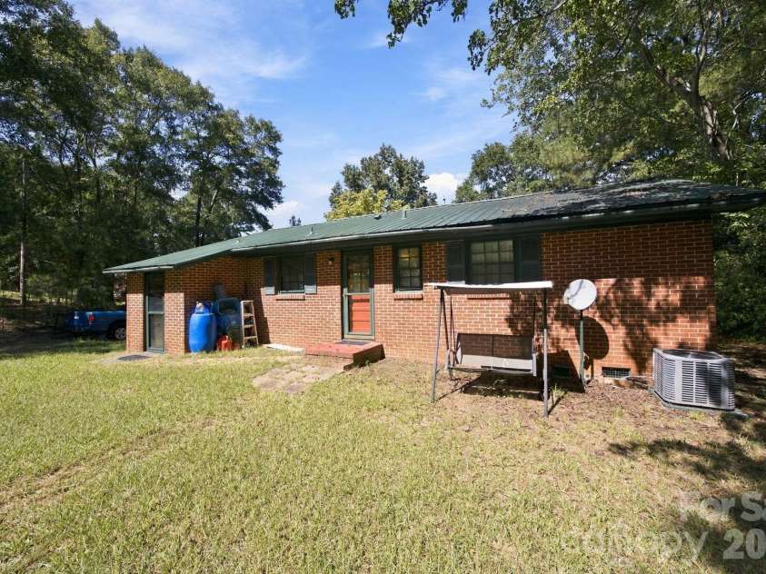 3702 Jonesville Lockhart Highway, Union, SC 29379.  MLS# CAR4429868, YatesRealty ID 54099. 