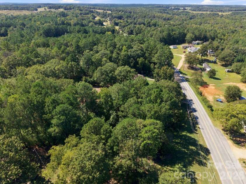 3702 Jonesville Lockhart Highway, Union, SC 29379.  MLS# CAR4429868, YatesRealty ID 54099. 