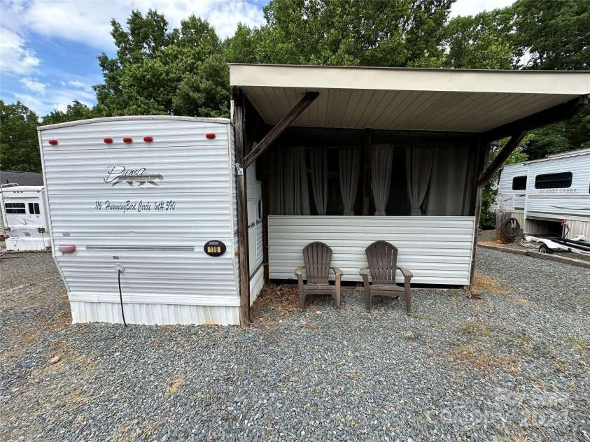 116 Hummingbird Drive, New London, NC 28127.  MLS# CAR4134280, YatesRealty ID 541. 