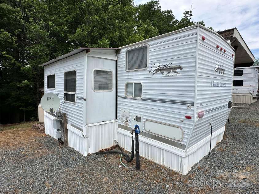 116 Hummingbird Drive, New London, NC 28127.  MLS# CAR4134280, YatesRealty ID 541. 