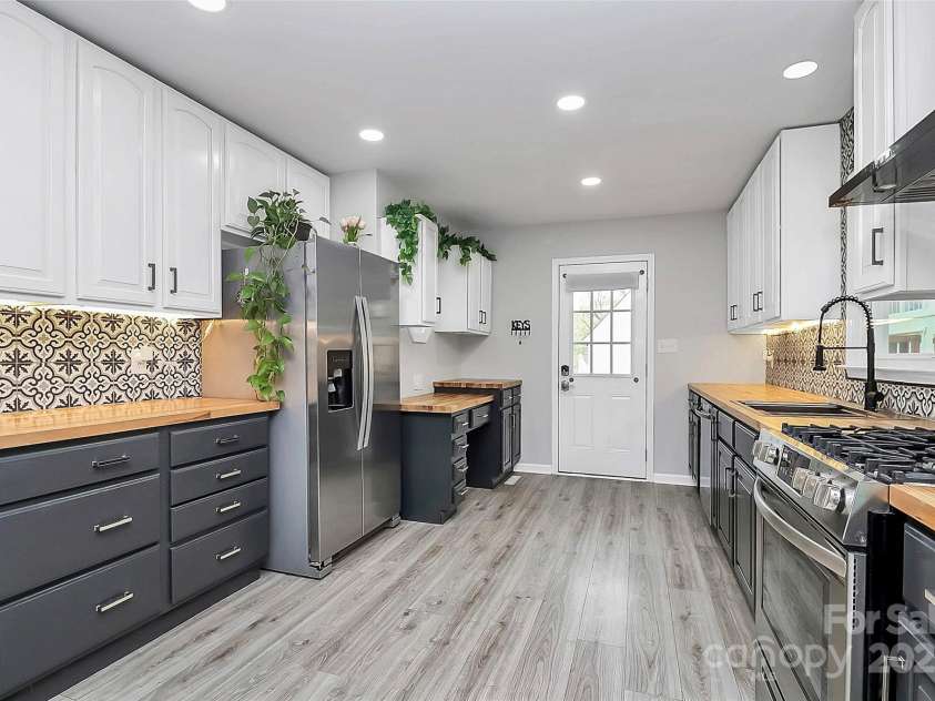 110 Shamrock Street, Concord, NC 28025.  MLS# CAR4243185, YatesRealty ID 5410. 