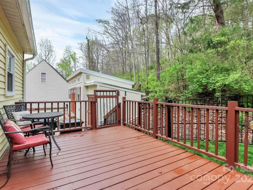 110 Shamrock Street, Concord, NC 28025.  MLS# CAR4243185, YatesRealty ID 5410. 