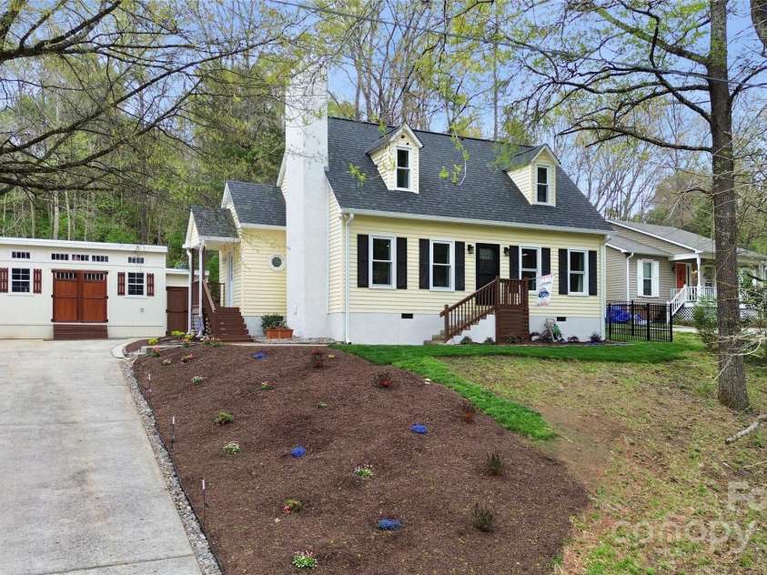 110 Shamrock Street, Concord, NC 28025.  MLS# CAR4243185, YatesRealty ID 5410. 