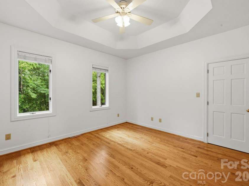 935 Woods Loop, Waxhaw, NC 28173.  MLS# CAR4429196, YatesRealty ID 54100. 