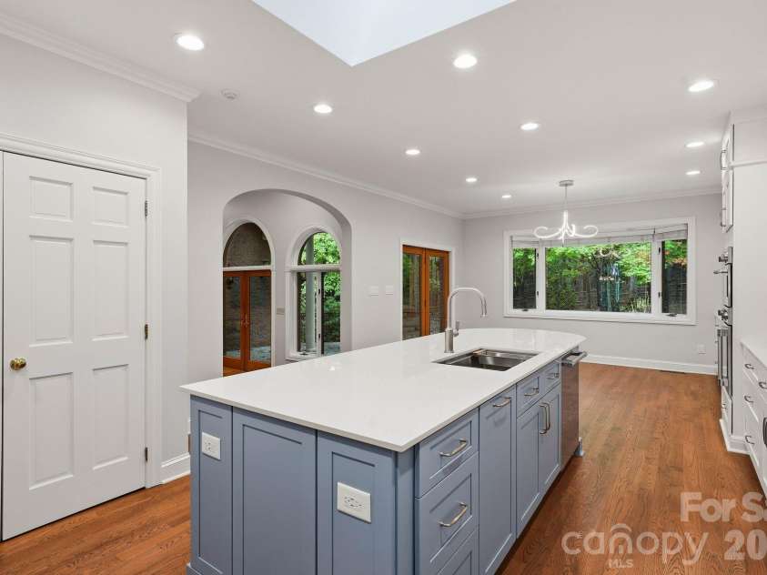 935 Woods Loop, Waxhaw, NC 28173.  MLS# CAR4429196, YatesRealty ID 54100. 