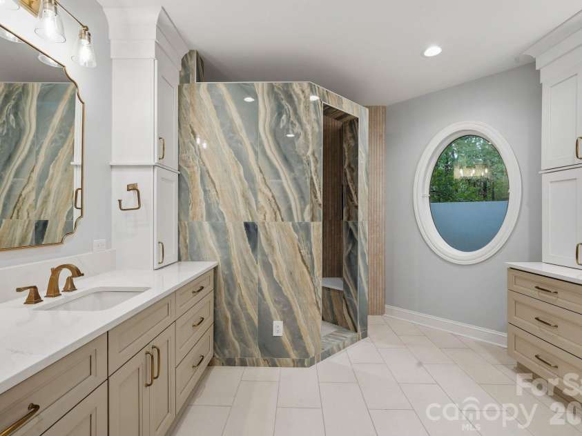 935 Woods Loop, Waxhaw, NC 28173.  MLS# CAR4429196, YatesRealty ID 54100. 