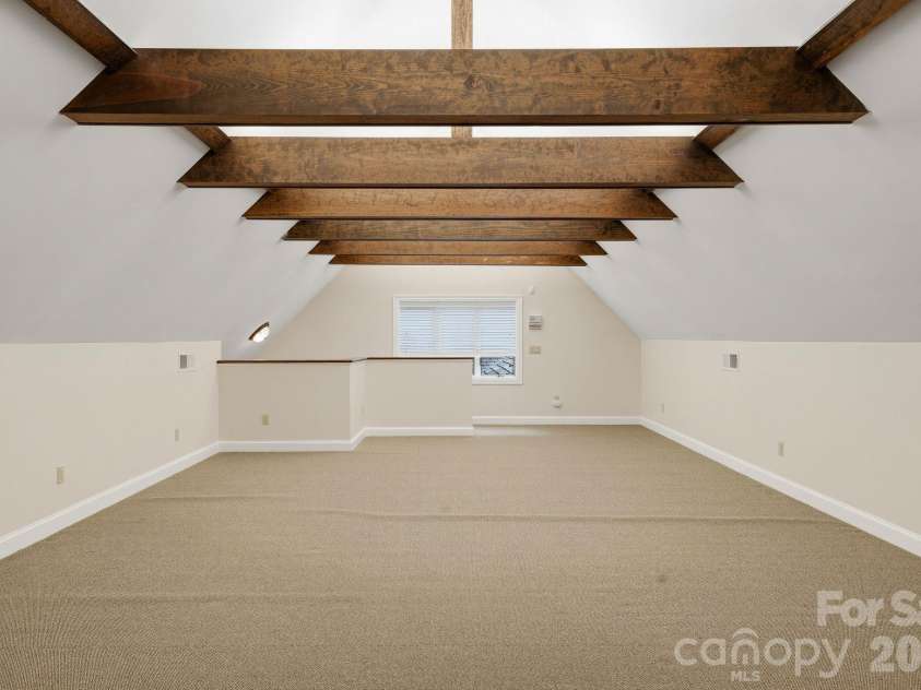 935 Woods Loop, Waxhaw, NC 28173.  MLS# CAR4429196, YatesRealty ID 54100. 