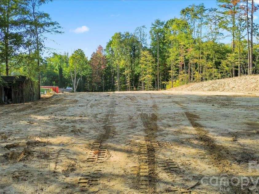 13225 Asbury Chapel Road, Huntersville, NC 28078.  MLS# CAR4430405, YatesRealty ID 54103. 