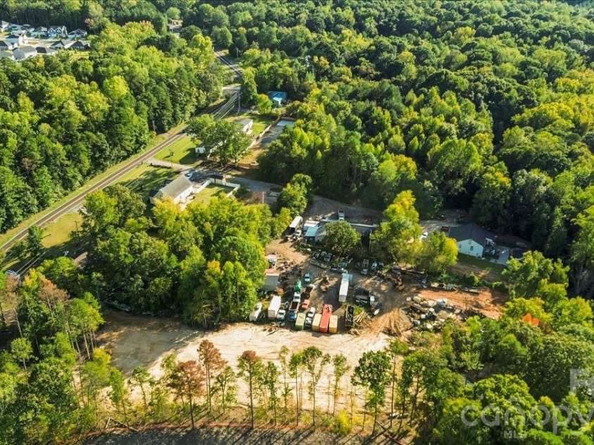 13225 Asbury Chapel Road, Huntersville, NC 28078.  MLS# CAR4430405, YatesRealty ID 54103. 