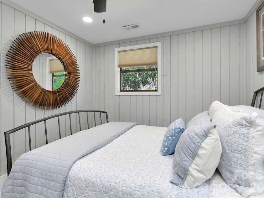 33 Lakeside Villas Drive, Brevard, NC 28712.  MLS# CAR4428174, YatesRealty ID 54107. Bedroom 2