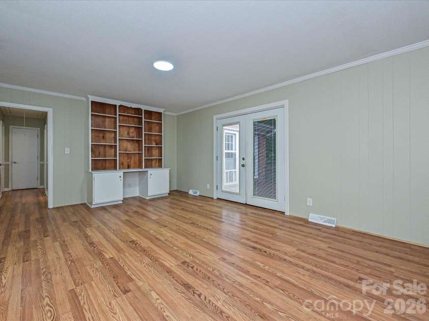 655 Greenbriar Avenue, Rock Hill, SC 29730.  MLS# CAR4429984, YatesRealty ID 54108. 