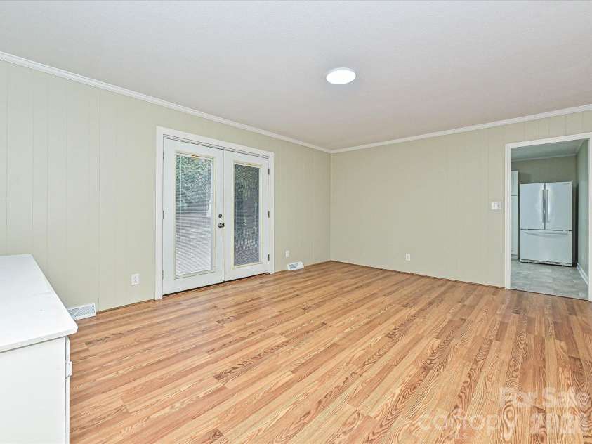 655 Greenbriar Avenue, Rock Hill, SC 29730.  MLS# CAR4429984, YatesRealty ID 54108. 