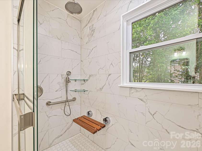 655 Greenbriar Avenue, Rock Hill, SC 29730.  MLS# CAR4429984, YatesRealty ID 54108. 