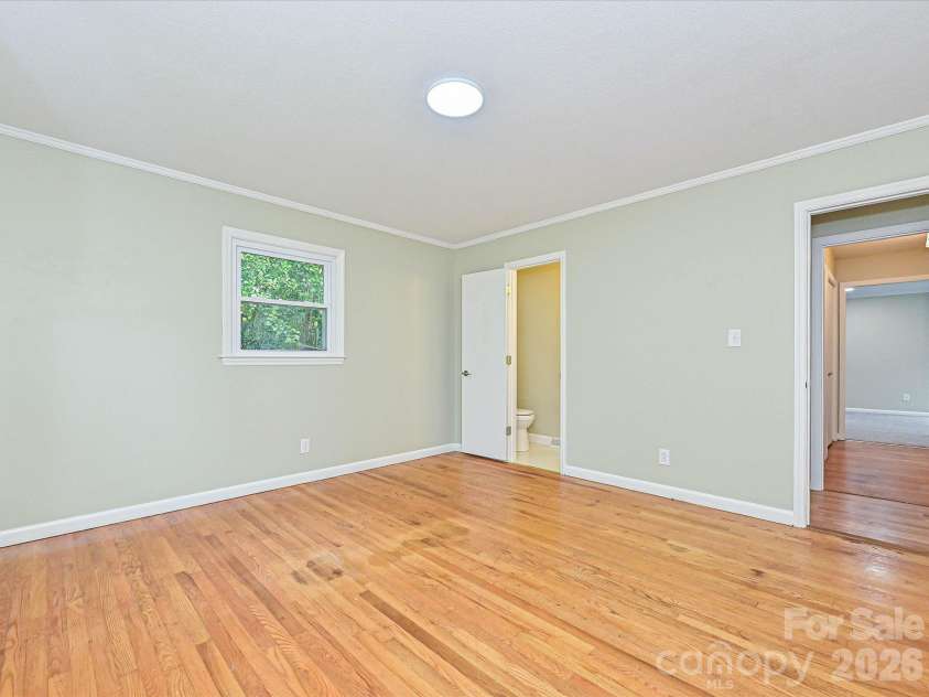 655 Greenbriar Avenue, Rock Hill, SC 29730.  MLS# CAR4429984, YatesRealty ID 54108. 