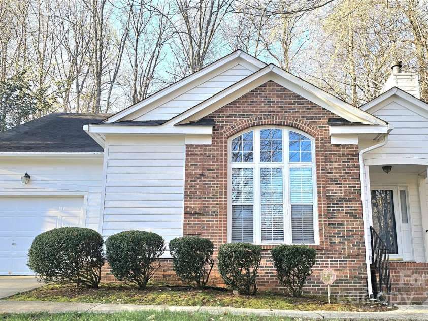 5016 Haybridge Road, Charlotte, NC 28269.  MLS# CAR4240523, YatesRealty ID 5411. 