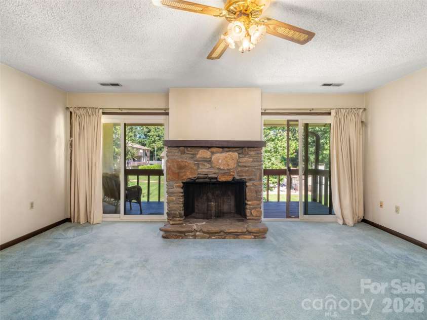 111 Shepard Square, Brevard, NC 28712.  MLS# CAR4430413, YatesRealty ID 54111. 
