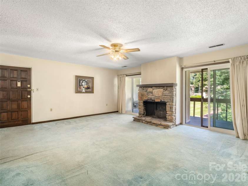 111 Shepard Square, Brevard, NC 28712.  MLS# CAR4430413, YatesRealty ID 54111. 