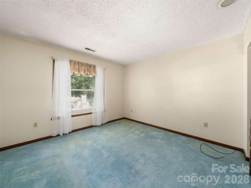 111 Shepard Square, Brevard, NC 28712.  MLS# CAR4430413, YatesRealty ID 54111. 