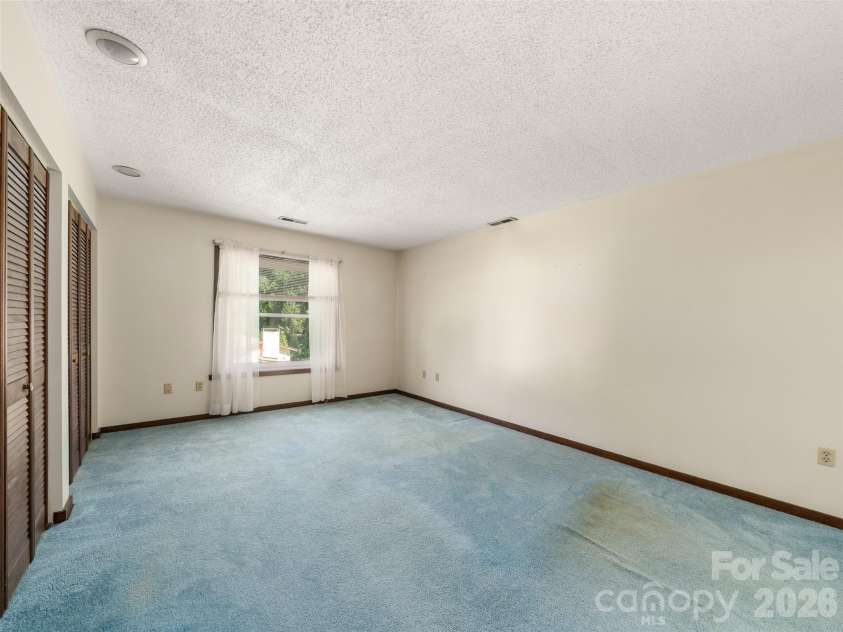 111 Shepard Square, Brevard, NC 28712.  MLS# CAR4430413, YatesRealty ID 54111. 