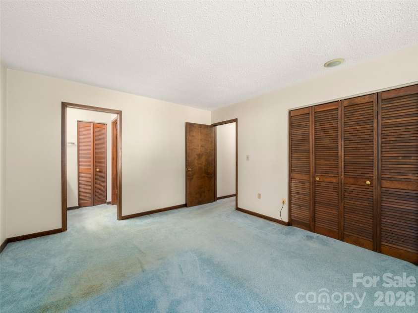 111 Shepard Square, Brevard, NC 28712.  MLS# CAR4430413, YatesRealty ID 54111. 