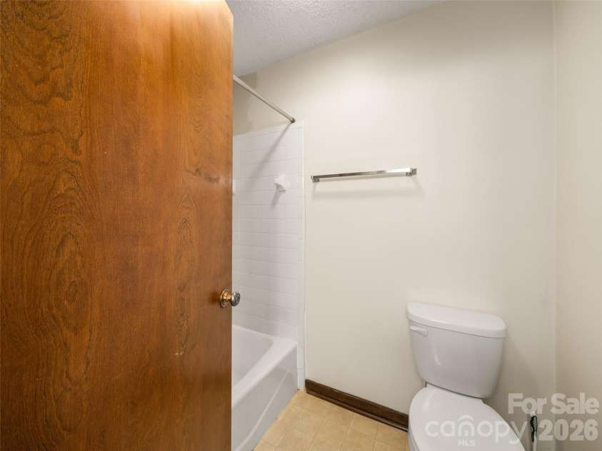 111 Shepard Square, Brevard, NC 28712.  MLS# CAR4430413, YatesRealty ID 54111. 