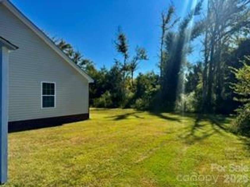 1305 Crawford Road, Rock Hill, SC 29730.  MLS# CAR4429444, YatesRealty ID 54112. 