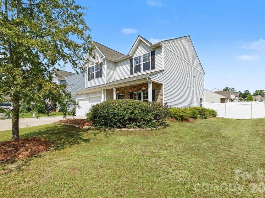 628 Gants Road, York, SC 29745.  MLS# CAR4430385, YatesRealty ID 54114. 