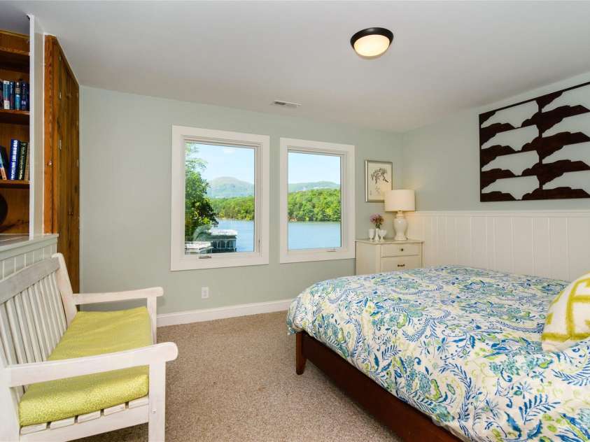 138 Hummingbird Cove, Lake Lure, NC 28746.  MLS# CAR4423376, YatesRealty ID 54119. 